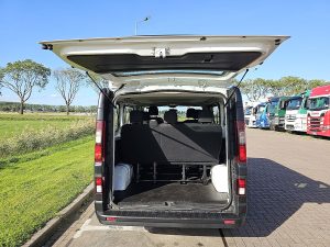 Przestrzeń ładunkowa — Renault TRAFIC 1.6 DCI L1H1 Kombi 8-Pers AC z 2019 roku
