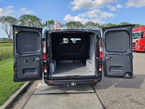 Przestrzeń ładunkowa — Renault TRAFIC 2.0 DCI L2 DubbeleCabine NAP z 2022 roku