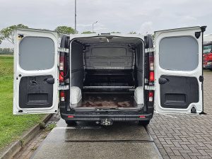 Przestrzeń ładunkowa — Renault TRAFIC 2.0 DCI L2H1 Airco Trekhaak z 2022 roku