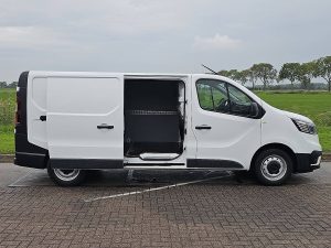 Drzwi boczne przestrzeni ładunkowej — Renault TRAFIC 2.0 DCI L2H1 Airco Trekhaak z 2022 roku