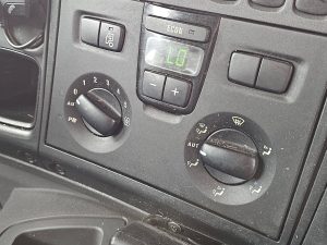 Wyposażenie specjalne wnętrza, ujęcie 4 — Scania P230 6x2*4 Airco NL-Truck z 2009 roku