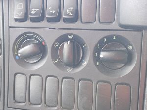Wyposażenie specjalne wnętrza, ujęcie 4 — Scania P280 6x2*4 z 2010 roku