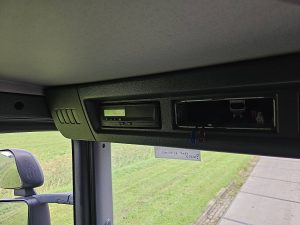 Wyposażenie specjalne wnętrza, ujęcie 2 — Scania P280 6x2*4 z 2010 roku