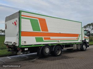 Strona pasażera z tyłu — Scania P280 6x2*4 z 2010 roku