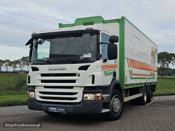 Scania P280 6x2*4 z 2010 roku, kontener z zagranicy — przód pojazdu