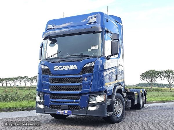 Scania R410 Multiwechsler z 2021 roku, system BDF z zagranicy — przód pojazdu