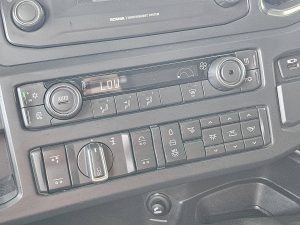 Wyposażenie specjalne wnętrza, ujęcie 5 — Scania R450 6x2*4 z 2020 roku
