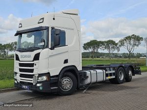 Strona kierowcy z przodu — Scania R450 6x2*4 z 2020 roku