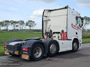 Strona pasażera z tyłu — Scania R450 6x2/4 NB z 2018 roku