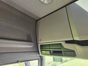 Wyposażenie specjalne wnętrza, ujęcie 2 — Scania R460 SUPER PTO+HYDR. z 2024 roku