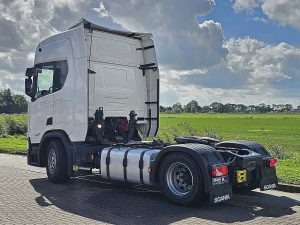 Strona kierowcy z tyłu — Scania R460 SUPER PTO+HYDR. z 2024 roku