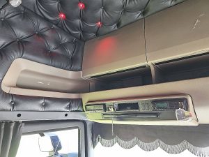 Wyposażenie specjalne wnętrza, ujęcie 2 — Scania R580 TL,bogie,durabright z 2016 roku