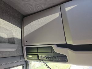 Wyposażenie specjalne wnętrza, ujęcie 2 — Scania R650 6X2 V8 RETARDER PTO z 2019 roku
