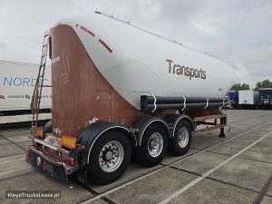 Strona pasażera z tyłu — Spitzer SF-37 PI z 2014 roku