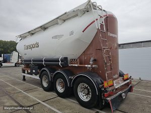 Strona kierowcy z tyłu — Spitzer SF-37 PI z 2014 roku