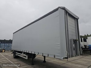 Strona pasażera z przodu — System Trailers PS10 CITY NEW CURTAINS z 2013 roku