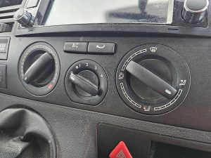Wyposażenie specjalne wnętrza — Volkswagen 1,9 z 2008 roku