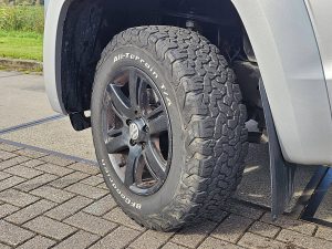 Felga aluminiowa — Volkswagen AMAROK 2.0 TDI z 2015 roku