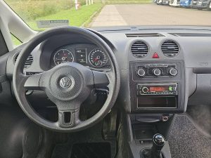 Deska rozdzielcza i stanowisko kierowcy — Volkswagen CADDY 1.6 Airco NAP Trekhaak ! z 2014 roku