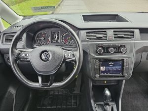 Deska rozdzielcza i stanowisko kierowcy — Volkswagen CADDY 2.0 102Pk Automaat Navi! z 2020 roku