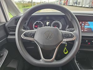 Wyposażenie specjalne wnętrza, ujęcie 2 — Volkswagen CADDY 2.0 CARGO NAP Carplay! z 2021 roku