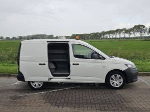 Drzwi boczne przestrzeni ładunkowej — Volkswagen CADDY 2.0 CARGO NAP Carplay! z 2021 roku