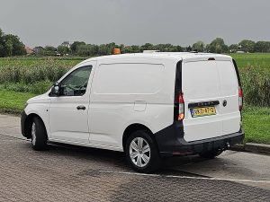 Strona kierowcy z tyłu — Volkswagen CADDY 2.0 CARGO NAP Carplay! z 2021 roku