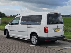 Strona kierowcy z tyłu — Volkswagen CADDY 2.0 L2 Maxi 5P 2x Schuif z 2018 roku