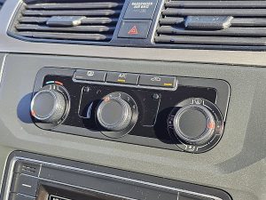 Wyposażenie specjalne wnętrza — Volkswagen CADDY 2.0 L2 Maxi 5P 2x Schuif z 2019 roku