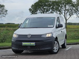 Przód pojazdu — Volkswagen CADDY 2.0 TDI CARGO Automaat z 2021 roku