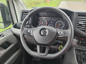 Wyposażenie specjalne wnętrza — Volkswagen CRAFTER 35 2.0 L3H3 LED Automaat AC z 2023 roku