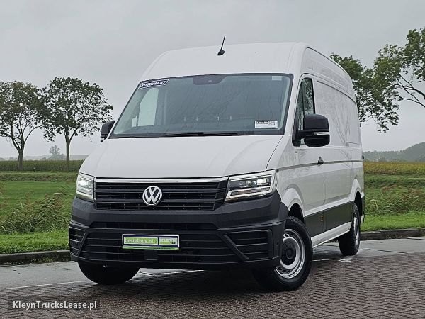 Volkswagen CRAFTER 35 2.0 L3H3 LED Automaat AC z 2023 roku, blaszak z zagranicy — przód pojazdu