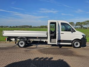 Drzwi boczne przestrzeni ładunkowej — Volkswagen CRAFTER 35 2.0 L4 Dub-Cab Trekhaak z 2020 roku