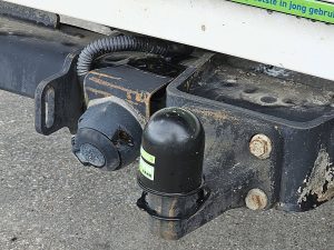 Hak holowniczy — Volkswagen CRAFTER 35 2.0 L4 Open-Laadbak XL ! z 2022 roku