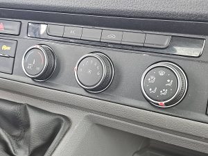 Wyposażenie specjalne wnętrza — Volkswagen CRAFTER 35 2.0 L4 Open-Laadbak XL ! z 2022 roku