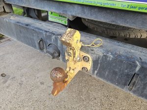 Hak holowniczy — Volkswagen CRAFTER 50 2.0 TDI 177 L4 DL z 2021 roku