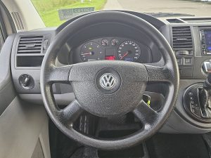 Wyposażenie specjalne wnętrza, ujęcie 2 — Volkswagen T5 z 2009 roku