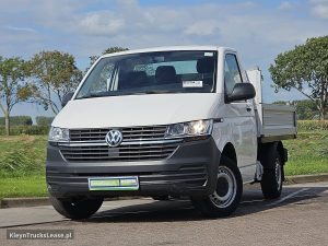 Przód pojazdu — Volkswagen TRANSPORTER 2.0 TDI T6.1 L1 Open-Laadbak z 2021 roku