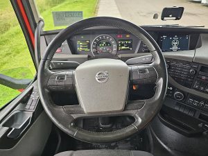 Wyposażenie specjalne wnętrza, ujęcie 3 — Volvo FH 460 z 2021 roku