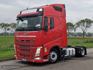 Strona kierowcy z przodu — Volvo FH 460 z 2021 roku