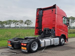 Strona pasażera z tyłu — Volvo FH 460 z 2021 roku