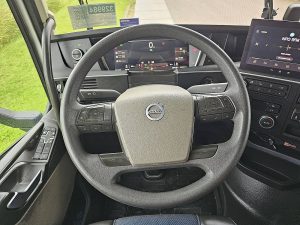 Wyposażenie specjalne wnętrza, ujęcie 3 — Volvo FH 500 globetrotter XL z 2023 roku