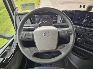Wyposażenie specjalne wnętrza, ujęcie 3 — Volvo FH 500 globetrotter XL z 2023 roku