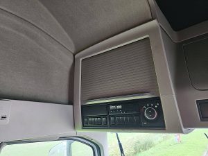 Wyposażenie specjalne wnętrza, ujęcie 2 — Volvo FH 500 globetrotter XL z 2023 roku