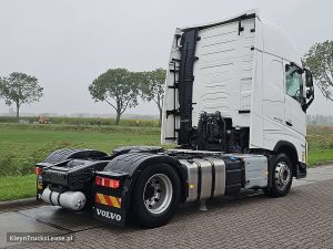 Strona pasażera z tyłu — Volvo FH 500 globetrotter XL z 2023 roku