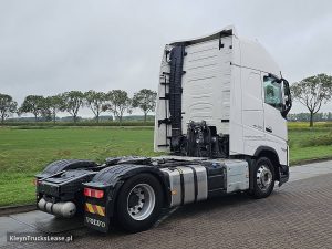 Strona pasażera z tyłu — Volvo FH 500 globetrotter XL z 2023 roku
