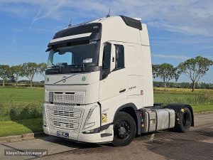 Strona kierowcy z przodu — Volvo FH 500 XL z 2022 roku