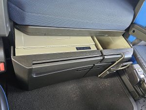 Wyposażenie specjalne wnętrza — Volvo FH 500 XL z 2022 roku