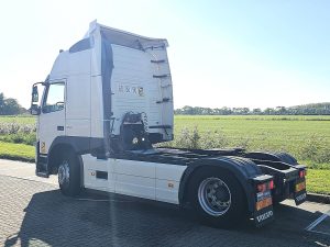Strona kierowcy z tyłu — Volvo FM 450 450 Skirts Airco z 2019 roku