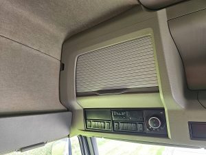Wyposażenie specjalne wnętrza — Volvo FM 450 450 Skirts Airco z 2019 roku